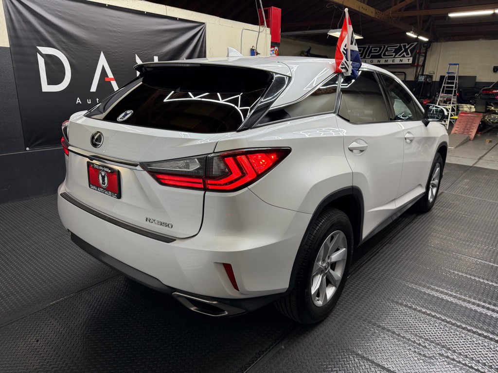 2017 Lexus RX Image 5