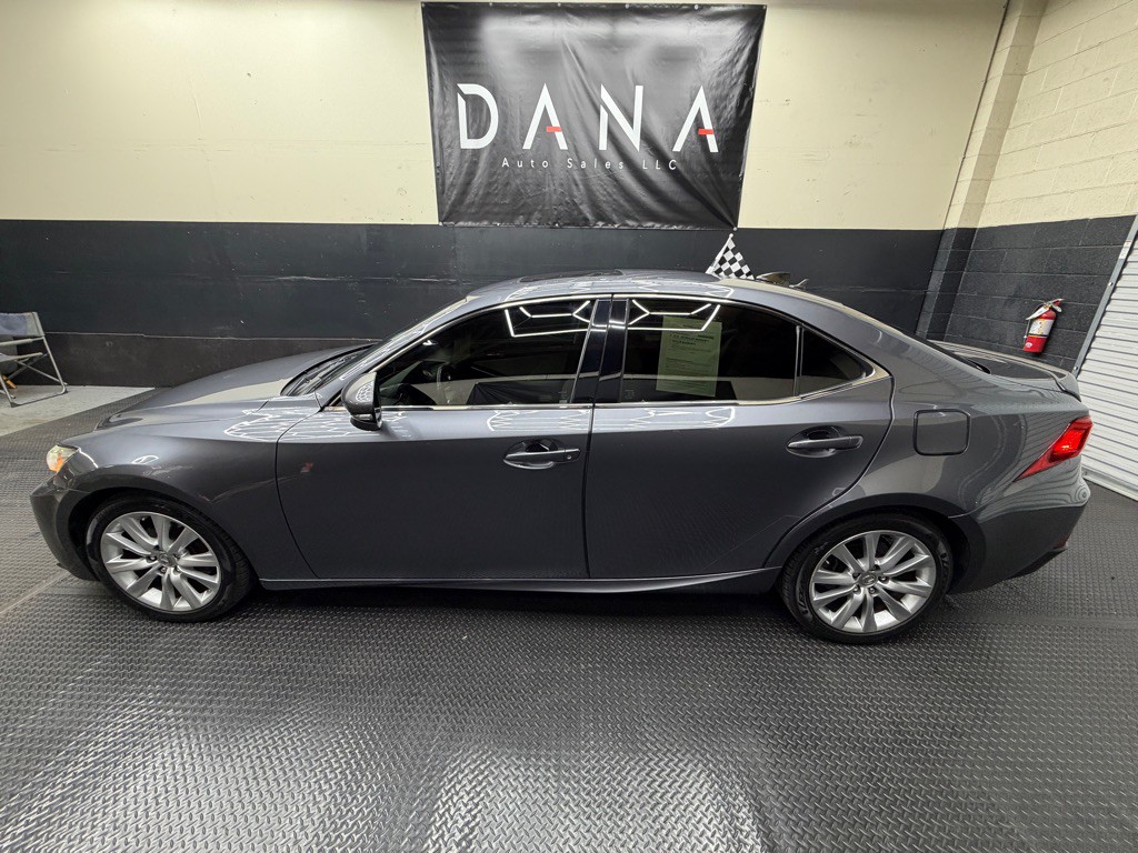 2014 Lexus IS Image 3