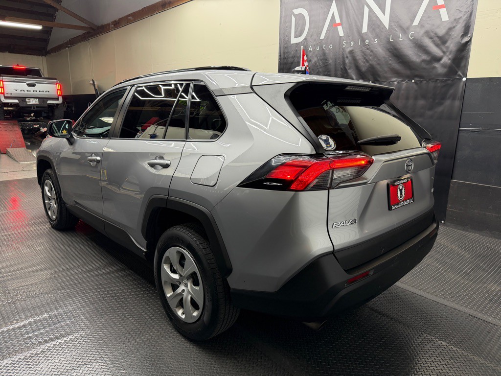 2019 Toyota Rav4 Image 4