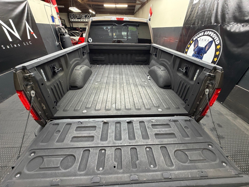 2015 Ford F-150 Image 9