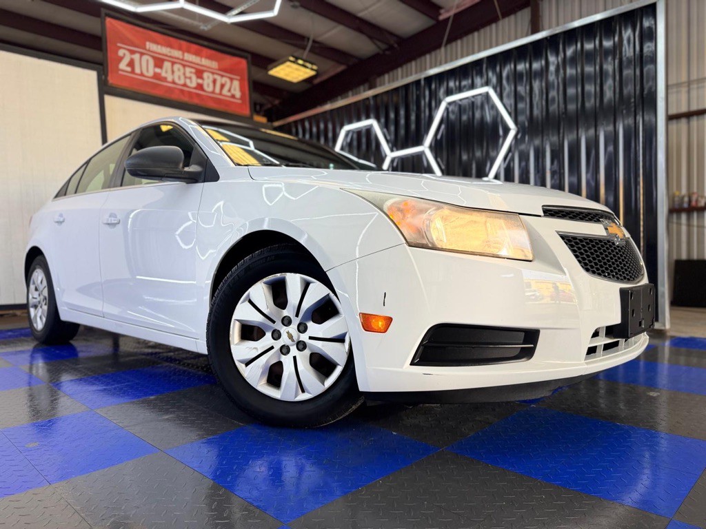 2012 Chevrolet Cruze Image 4