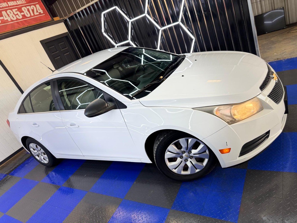 2012 Chevrolet Cruze Image 5