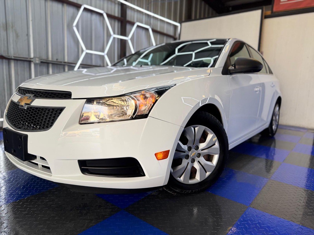 2012 Chevrolet Cruze Image 10
