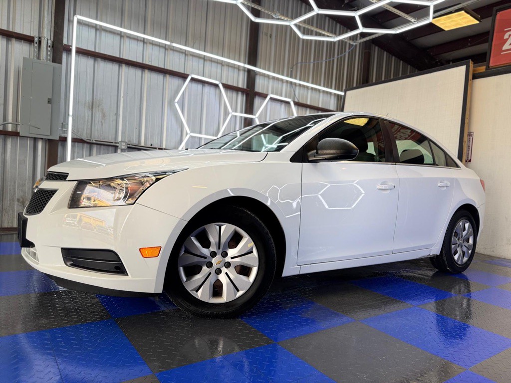 2012 Chevrolet Cruze Image 11