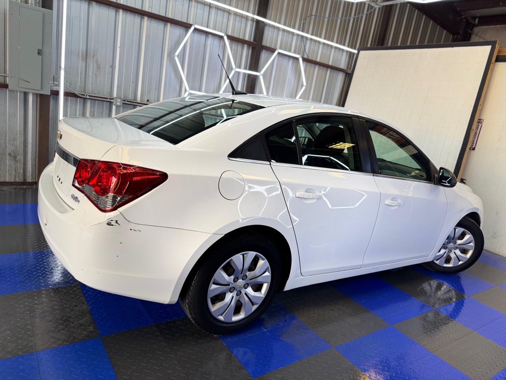 2012 Chevrolet Cruze Image 19