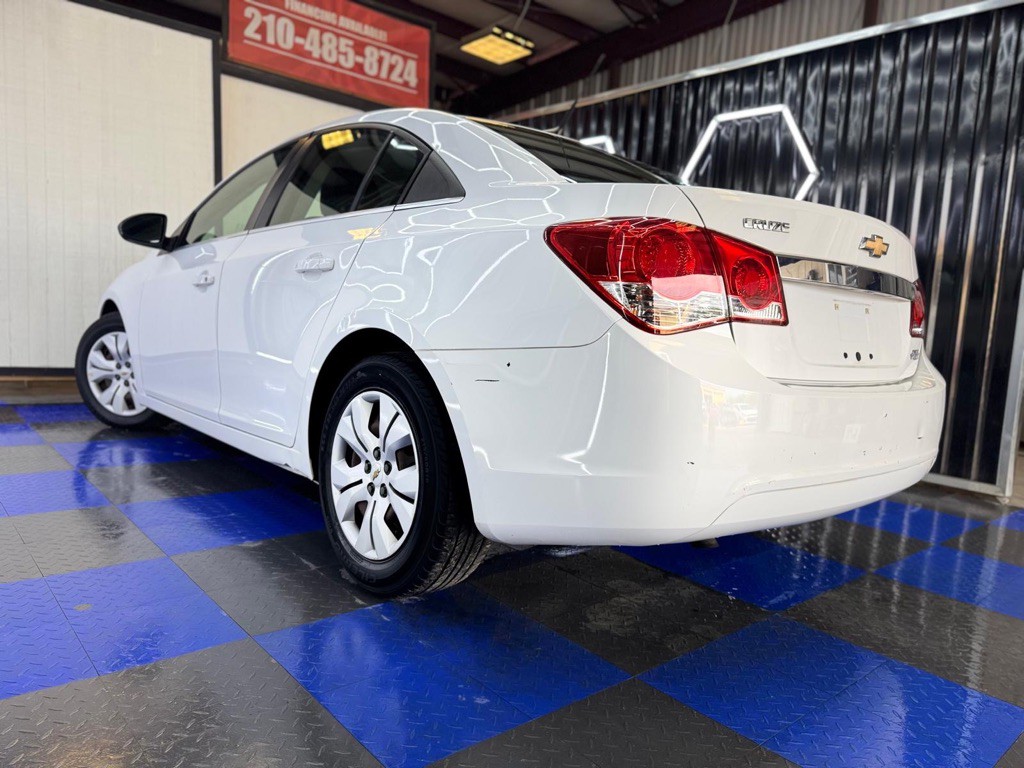 2012 Chevrolet Cruze Image 25
