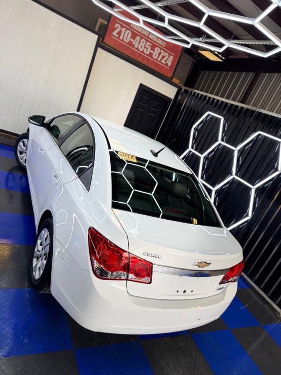 2012 Chevrolet Cruze Image 26