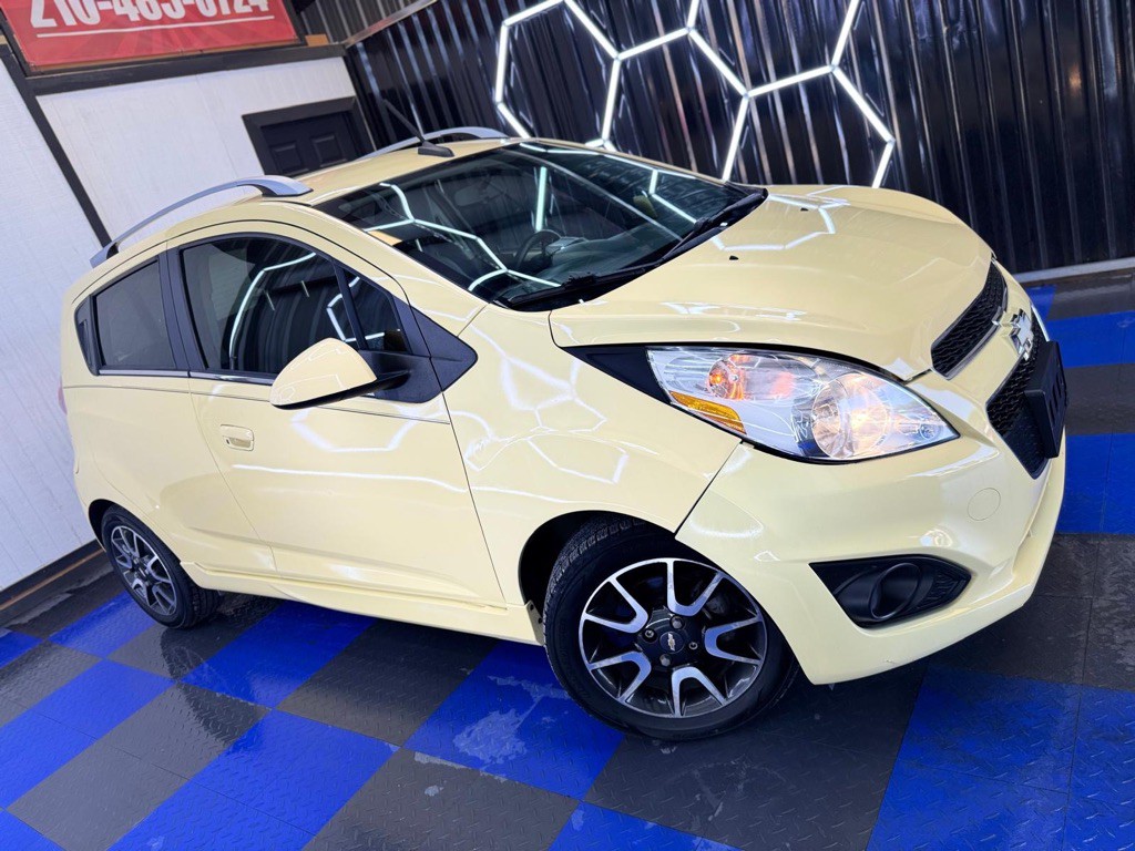 2013 Chevrolet Spark Image 3