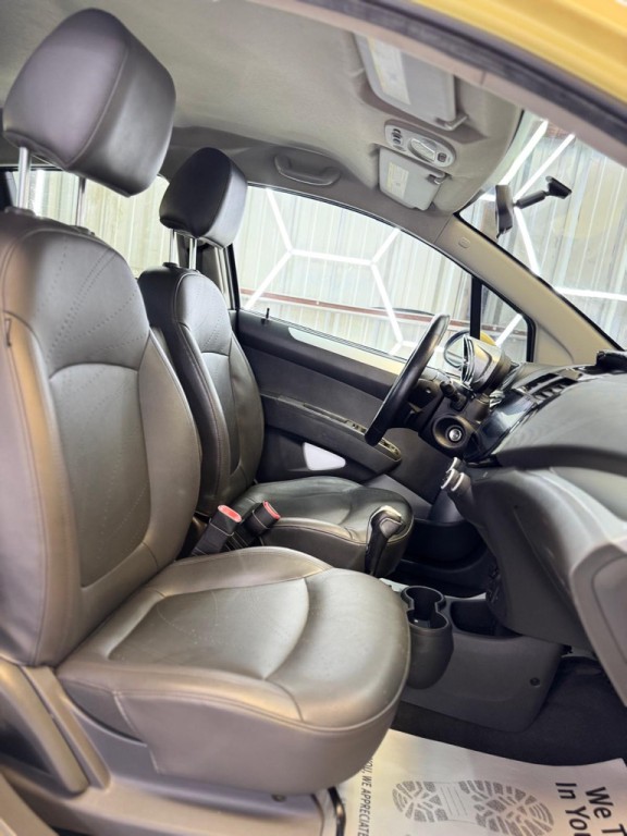 2013 Chevrolet Spark Image 17