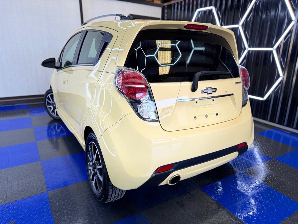 2013 Chevrolet Spark Image 31