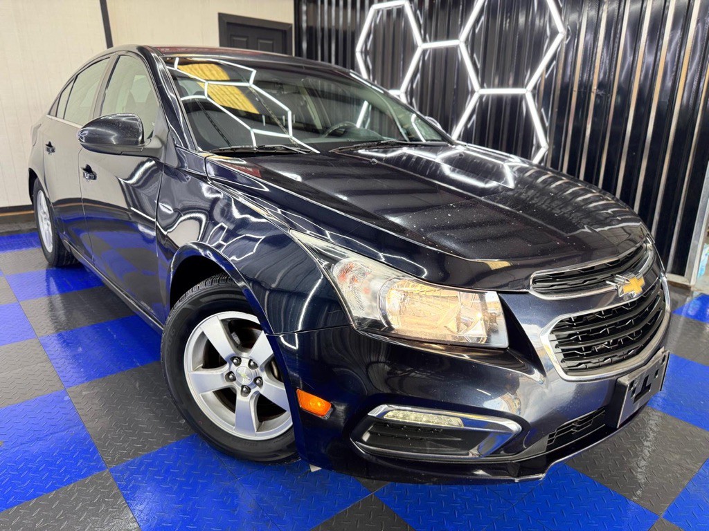 2015 Chevrolet Cruze Image 3