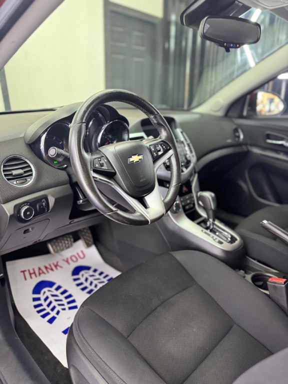 2012 Chevrolet Cruze Image 21