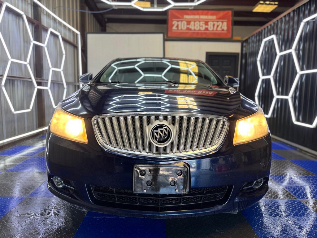 2011 Buick Lacrosse Image 6