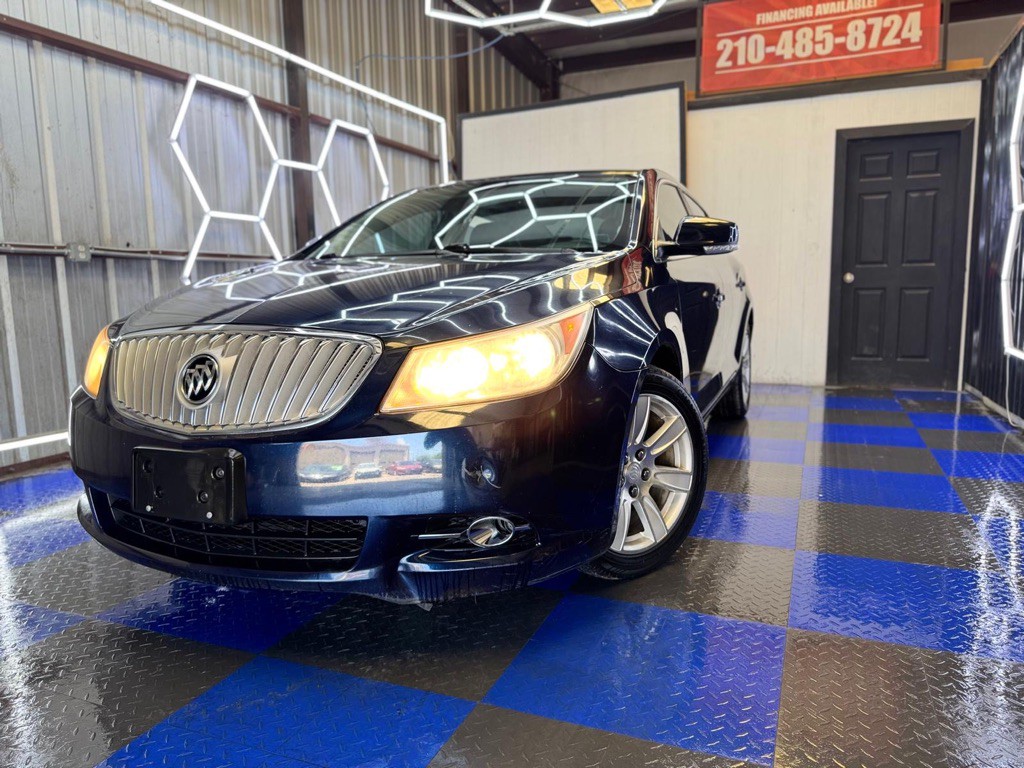 2011 Buick Lacrosse Image 9