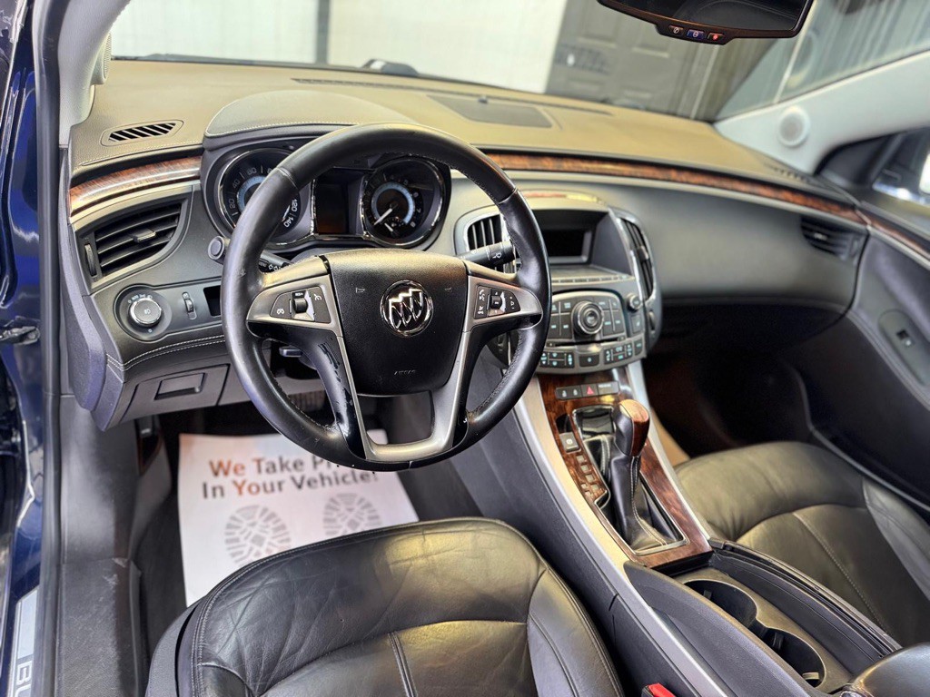 2011 Buick Lacrosse Image 19