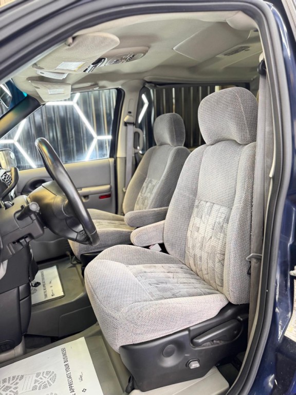 2005 Pontiac Montana Image 22