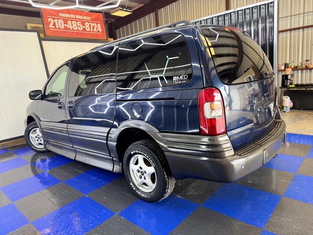 2005 Pontiac Montana Image 33