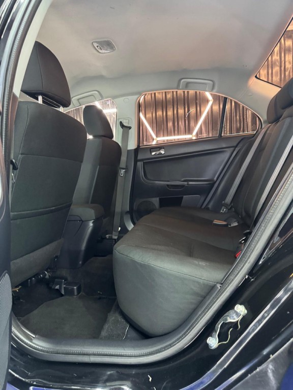 2017 Mitsubishi Lancer Image 21