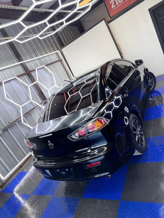 2017 Mitsubishi Lancer Image 27