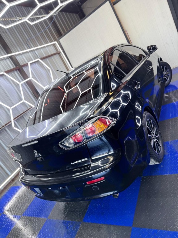 2017 Mitsubishi Lancer Image 28
