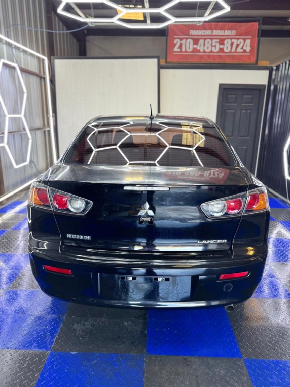 2017 Mitsubishi Lancer Image 33