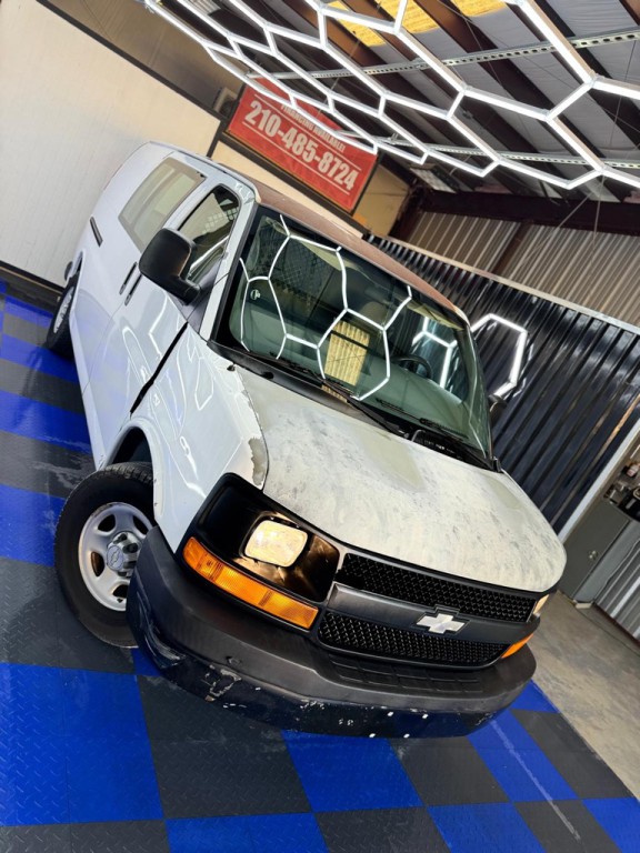 2007 Chevrolet Express Image 5