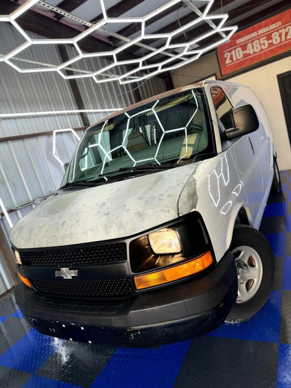 2007 Chevrolet Express Image 7