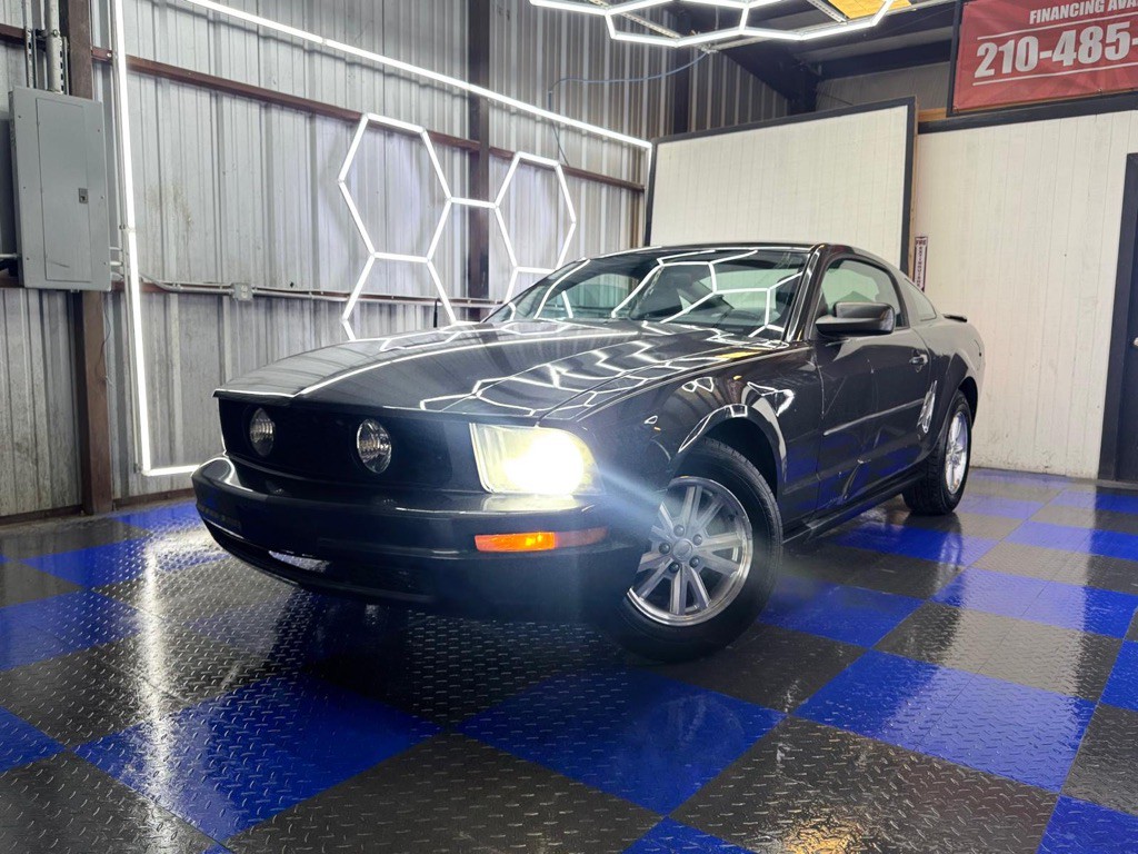2007 Ford Mustang Image 9