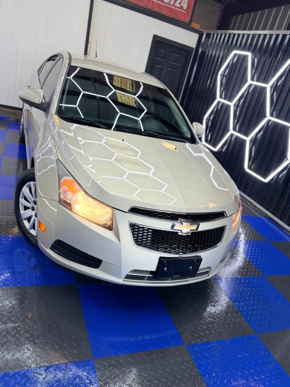 2011 Chevrolet Cruze Image 6