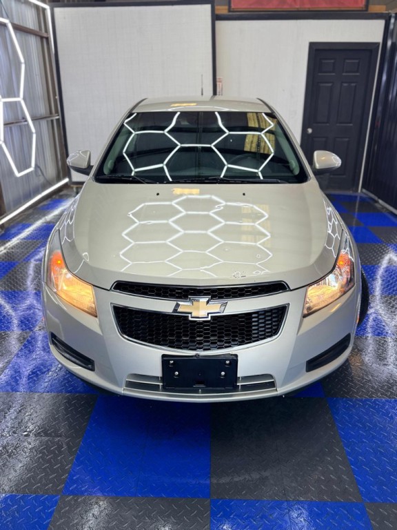 2011 Chevrolet Cruze Image 8