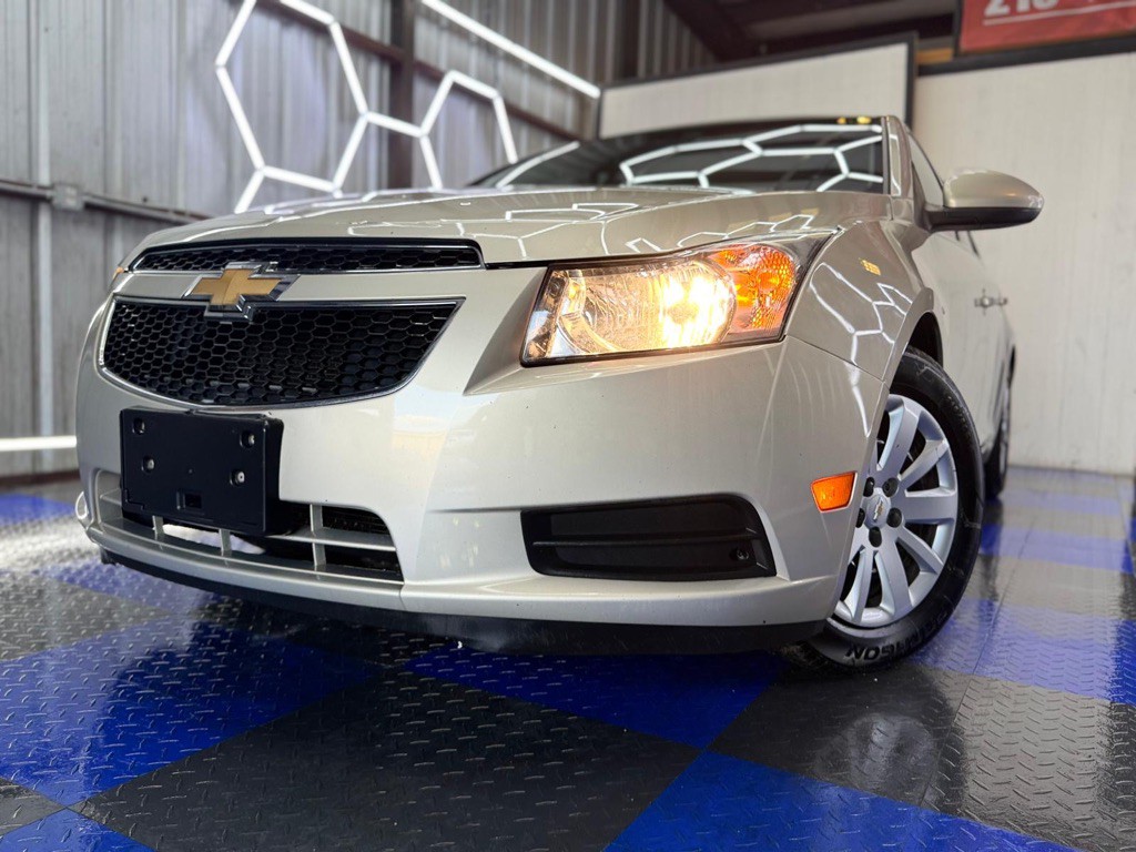 2011 Chevrolet Cruze Image 9