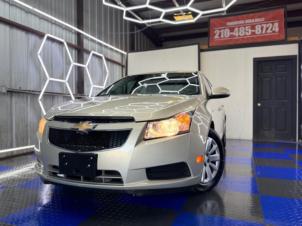 2011 Chevrolet Cruze Image 10