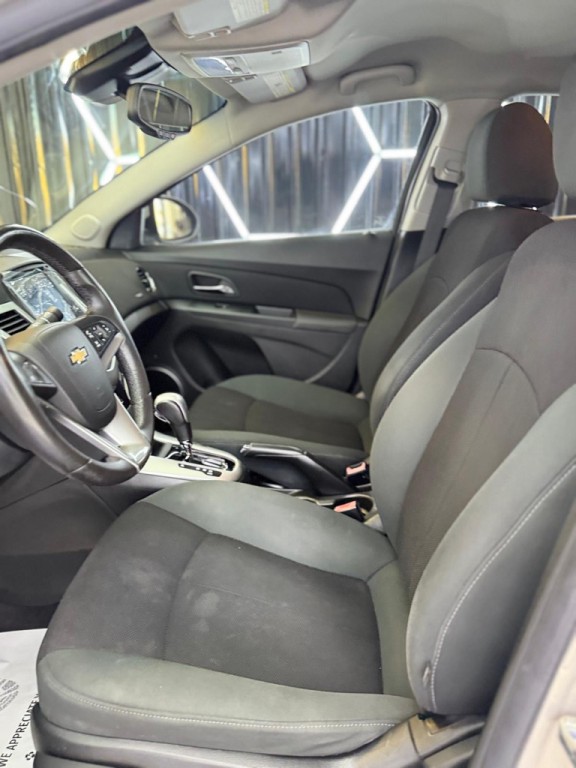 2011 Chevrolet Cruze Image 19