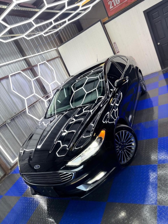 2017 Ford Fusion Image 12