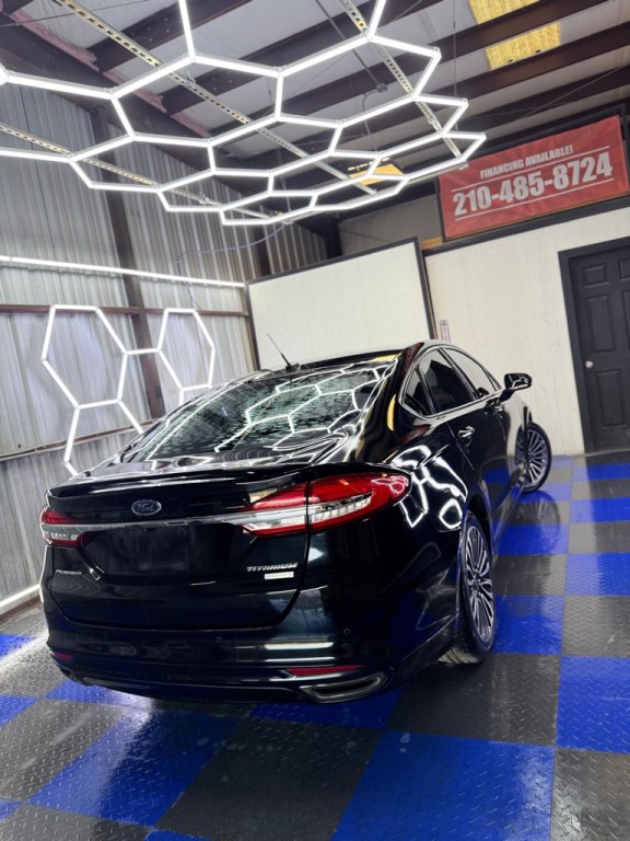 2017 Ford Fusion Image 22