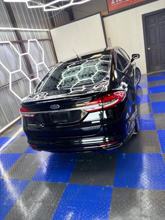2017 Ford Fusion Image 23