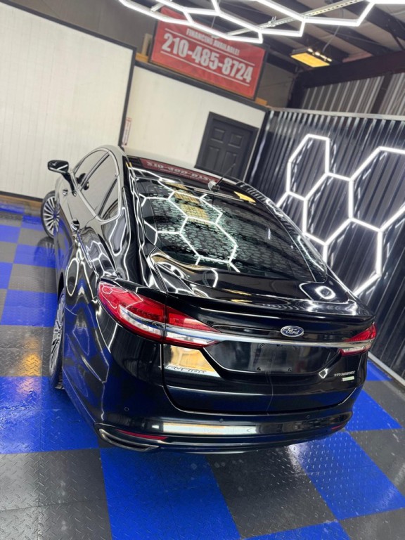 2017 Ford Fusion Image 27