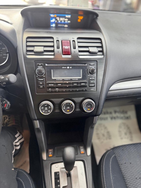 2015 Subaru Forester Image 14