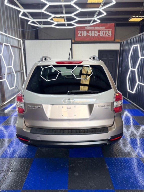 2015 Subaru Forester Image 21