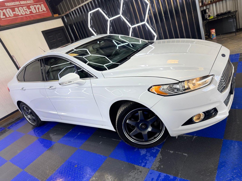 2015 Ford Fusion Image 5