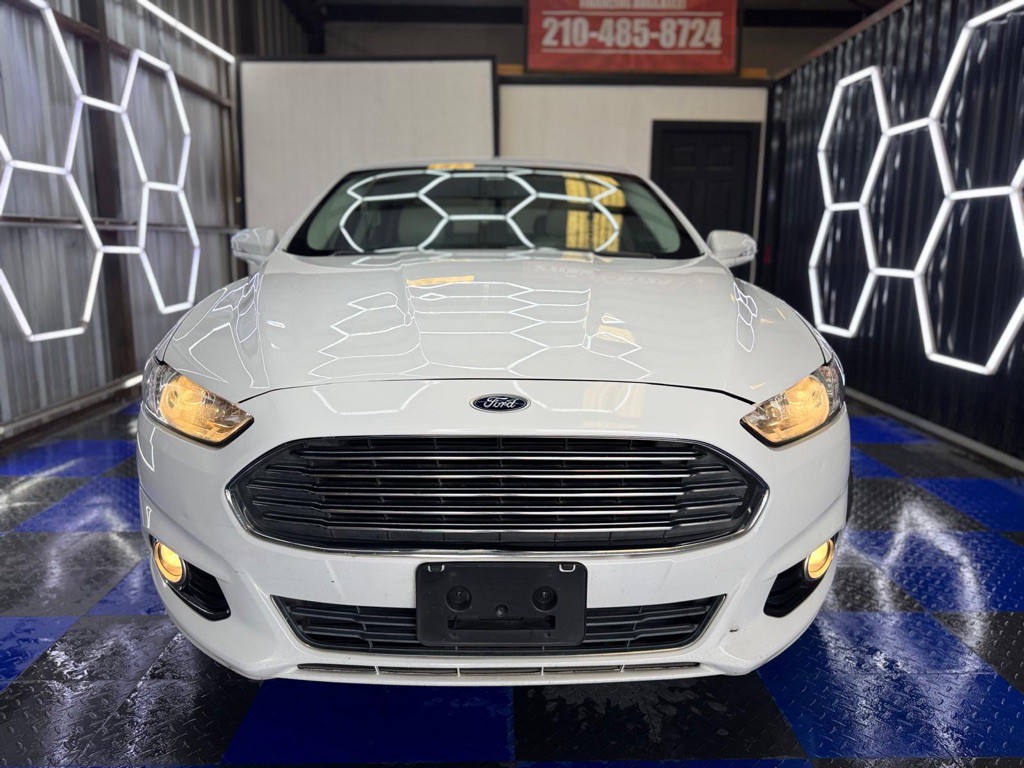 2015 Ford Fusion Image 8