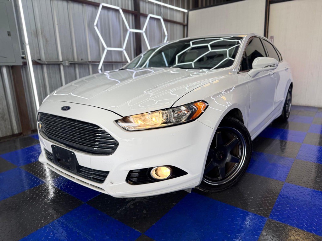 2015 Ford Fusion Image 11