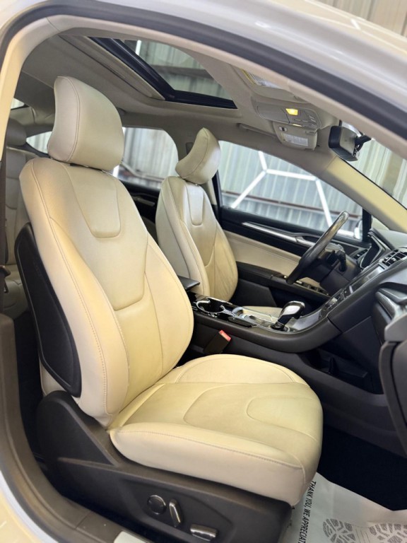 2015 Ford Fusion Image 15