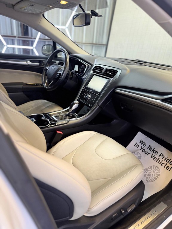 2015 Ford Fusion Image 20