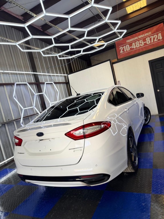 2015 Ford Fusion Image 25