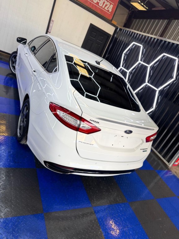2015 Ford Fusion Image 34