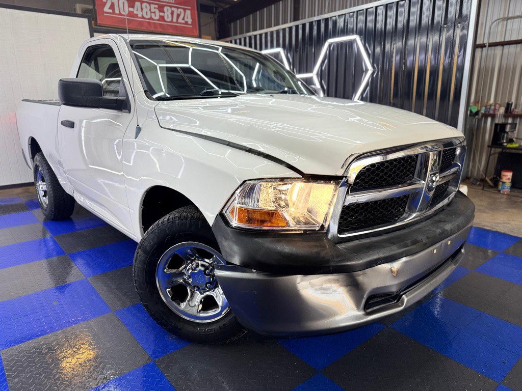 2009 Dodge Ram 1500 Image 2