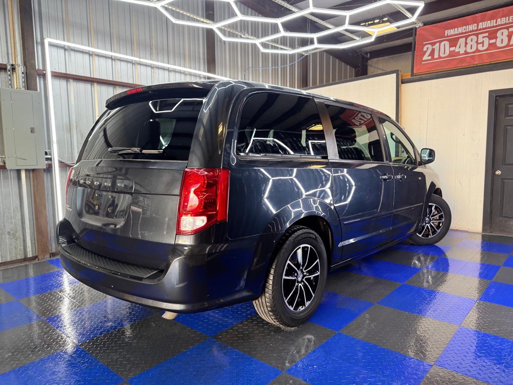 2014 Dodge Grand Caravan Image 25