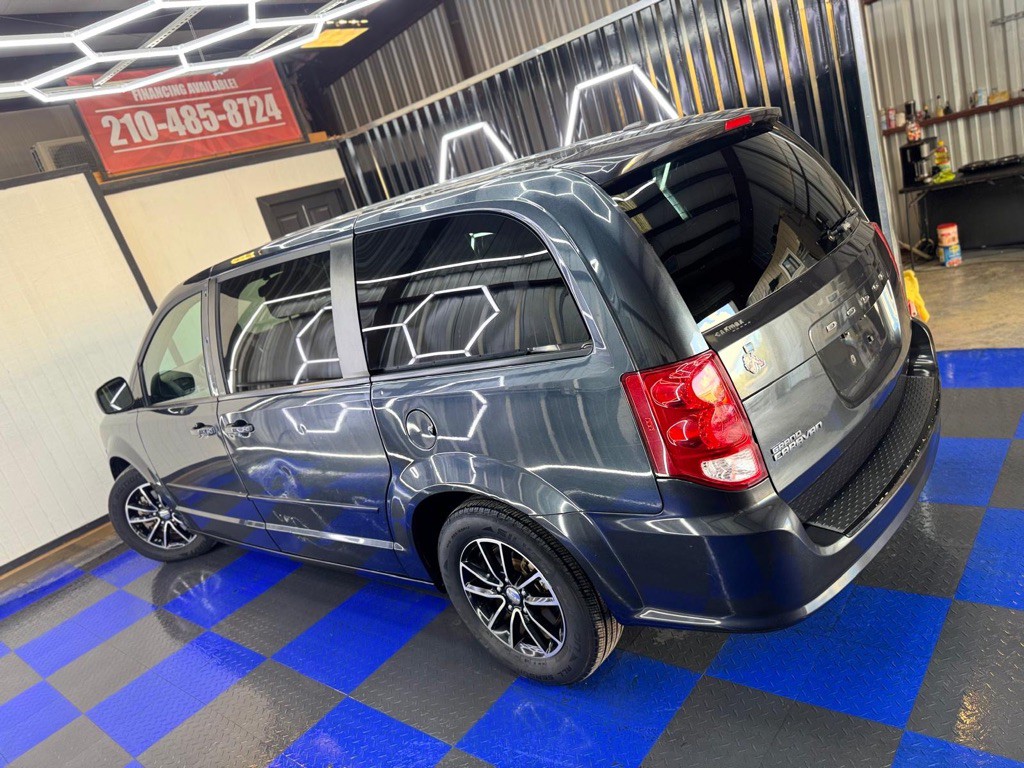 2014 Dodge Grand Caravan Image 35