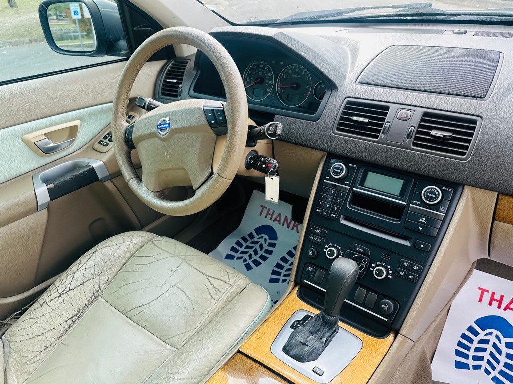 2007 Volvo XC90 Image 16